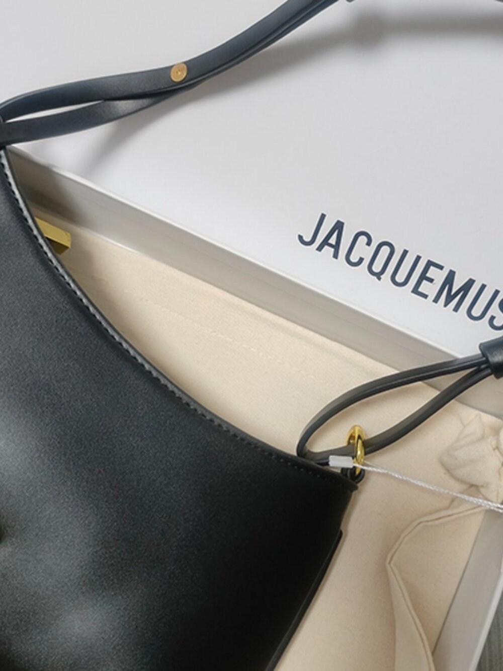 Jacquemus bag - Picture 5 of 6